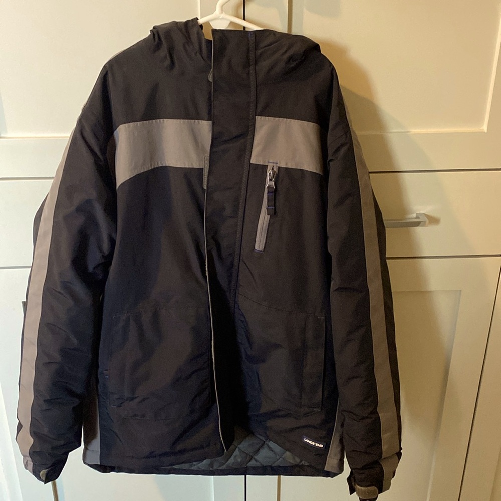 Lands’ End waterproof parka jacket with fleece inside. Boys size M 10-12